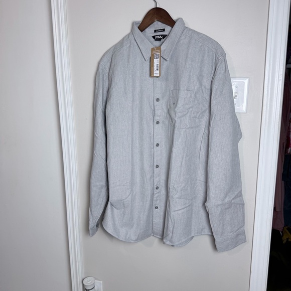 Eddie Bauer Light Gray Casual Button-Down Shirt NWT - Picture 9 of 13